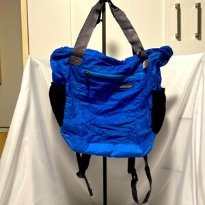 Patagonia Lightweight 2-way travel tote bag backpack